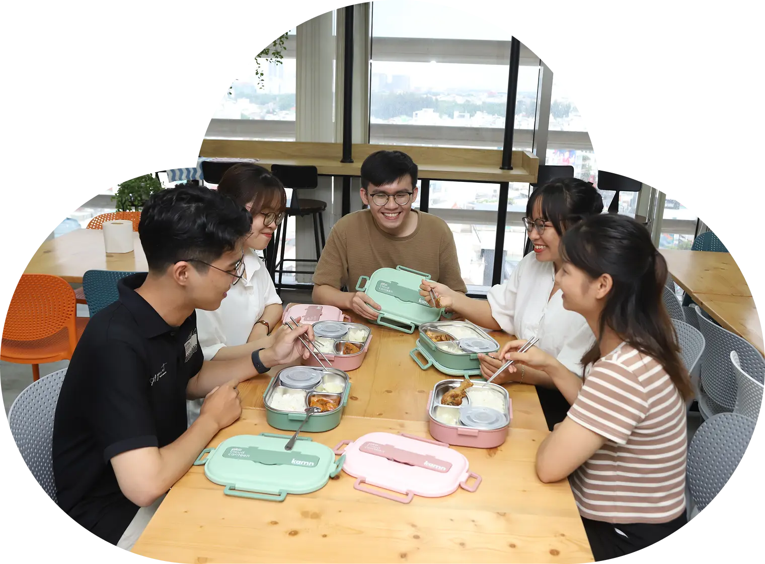 Cơm trưa văn phòng PITO Cloud Canteen